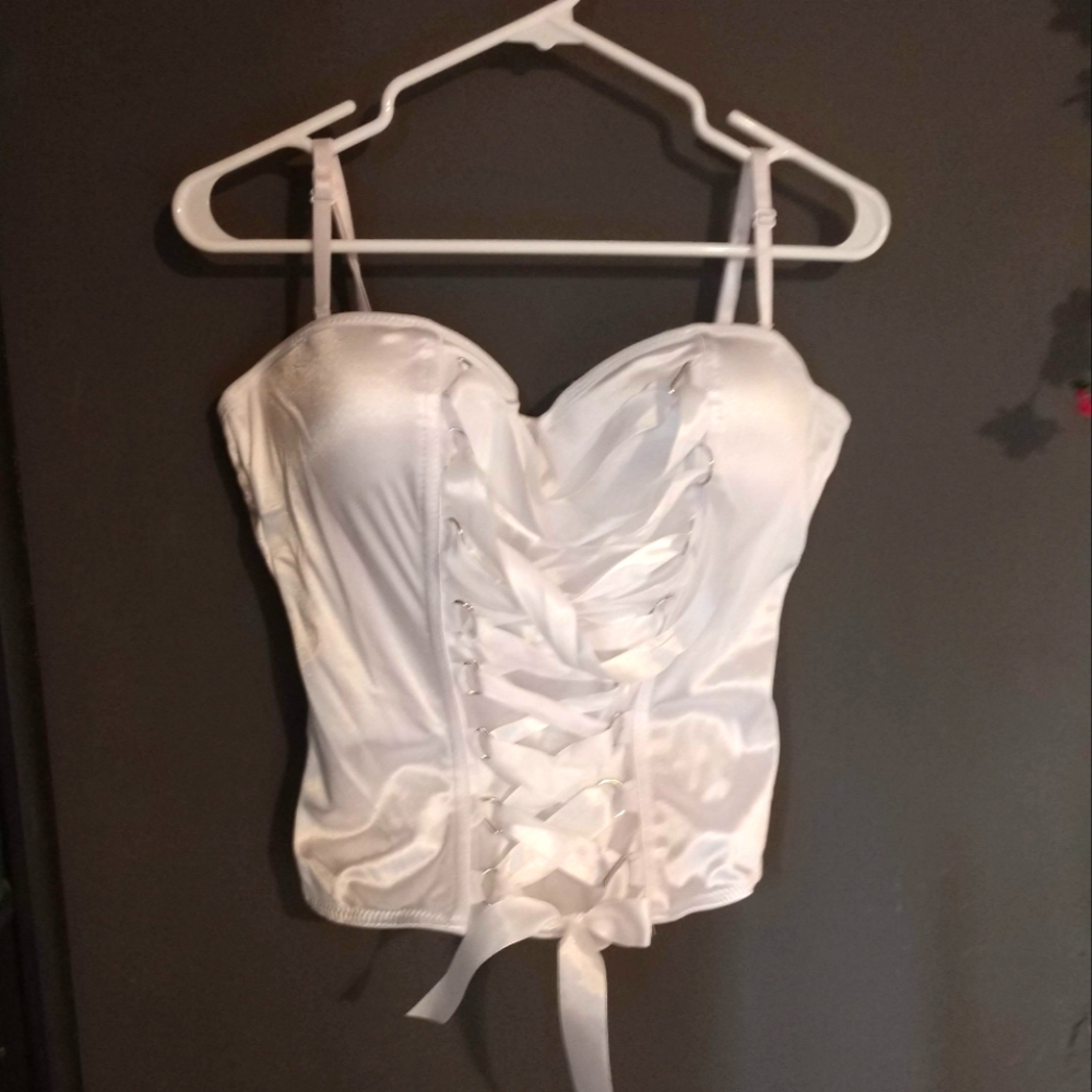 Spirit Halloween White Ribbon Corset
